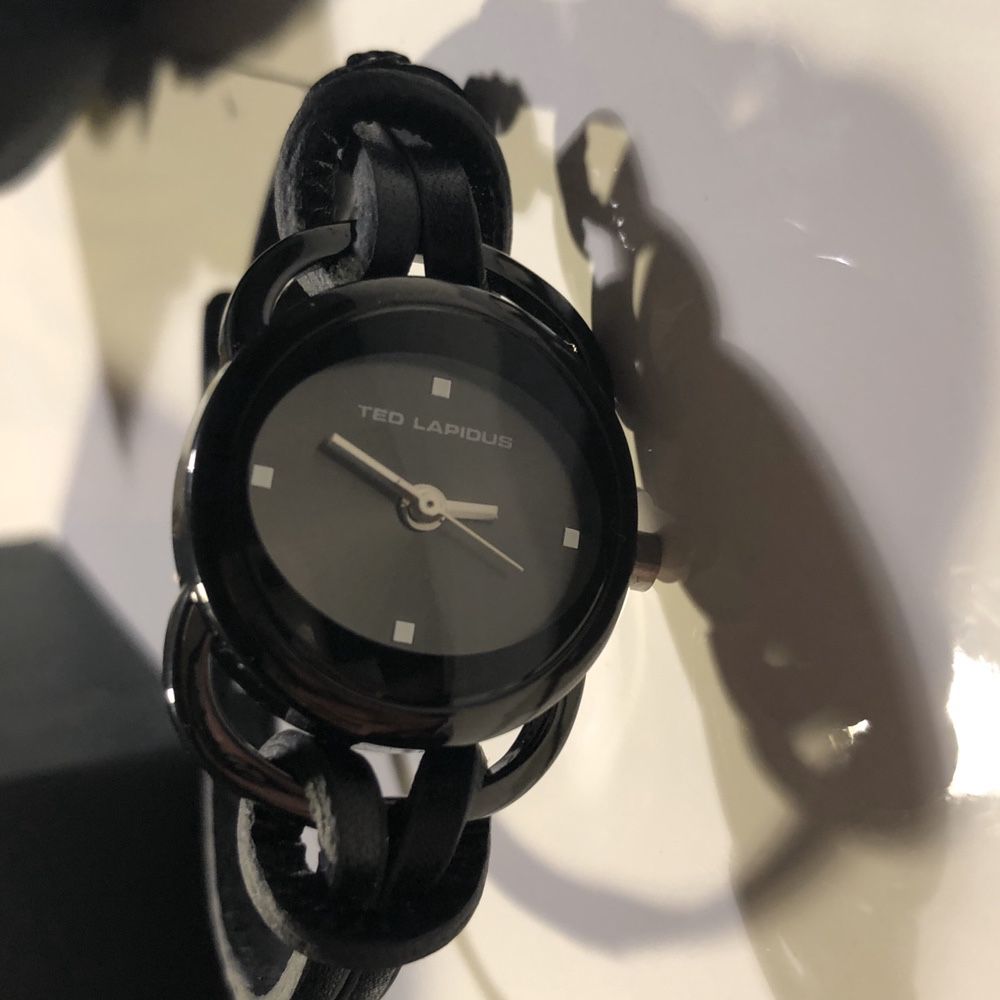Nowy czarny analogowy zegarek Ted Lapidus A0285NNPN