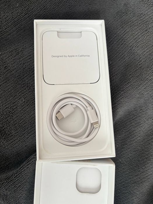 stan dobry,bateria 89%, 128gb pamieci