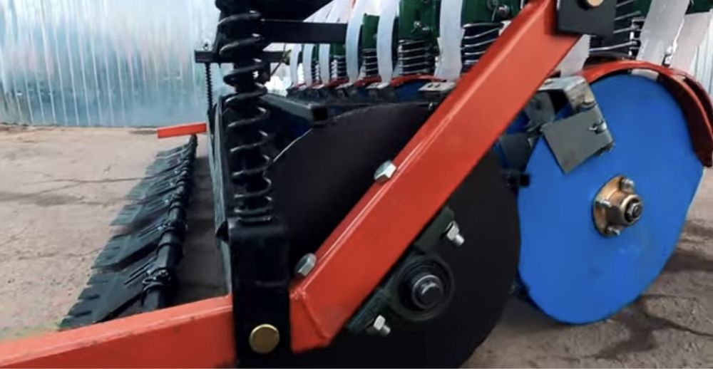 Сівалка зернова Заря ДТЗ (з бункером з нержавійки)