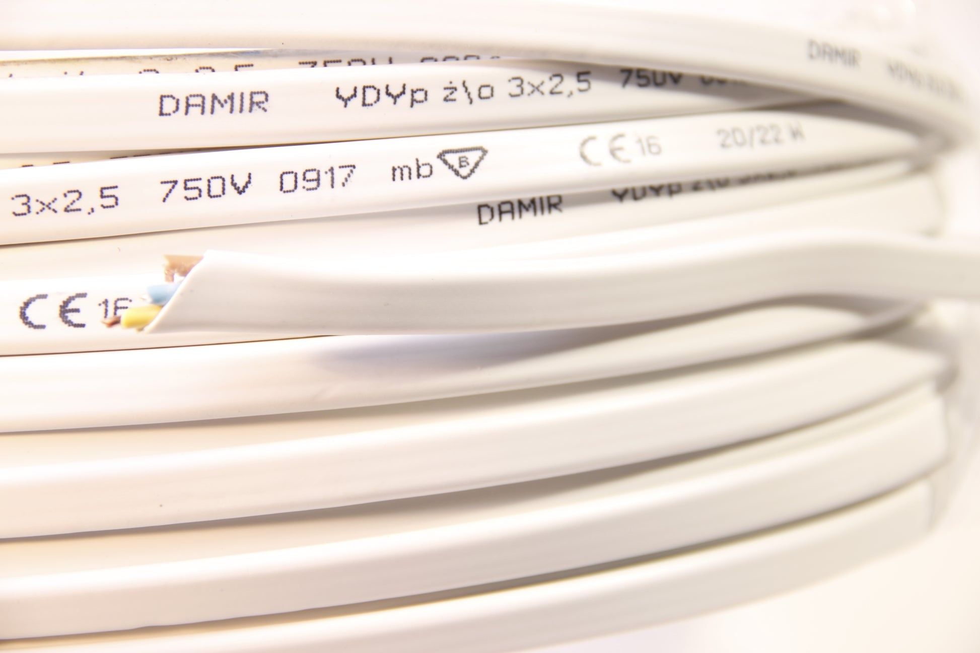 Przewód elektryczny 3x2,5 mm2 kabel płaski