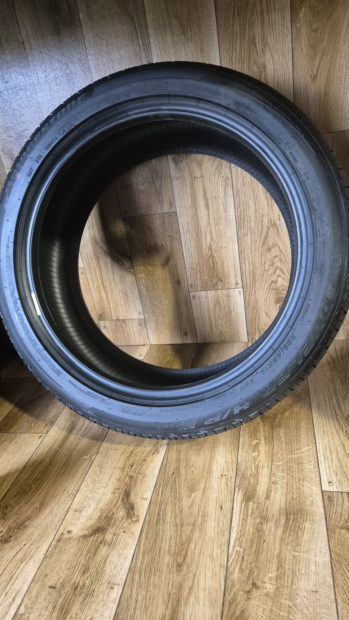 235/45/19 Bridgestone Para Lato 6,5mm 22r