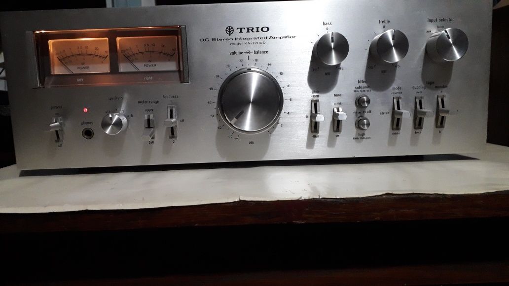Продам  топ підсилювач Trio ka 8004, Victor ja-s75