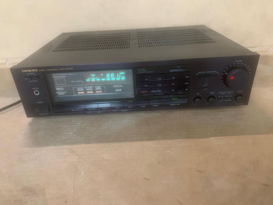 Amplituner onkyo tx-7430