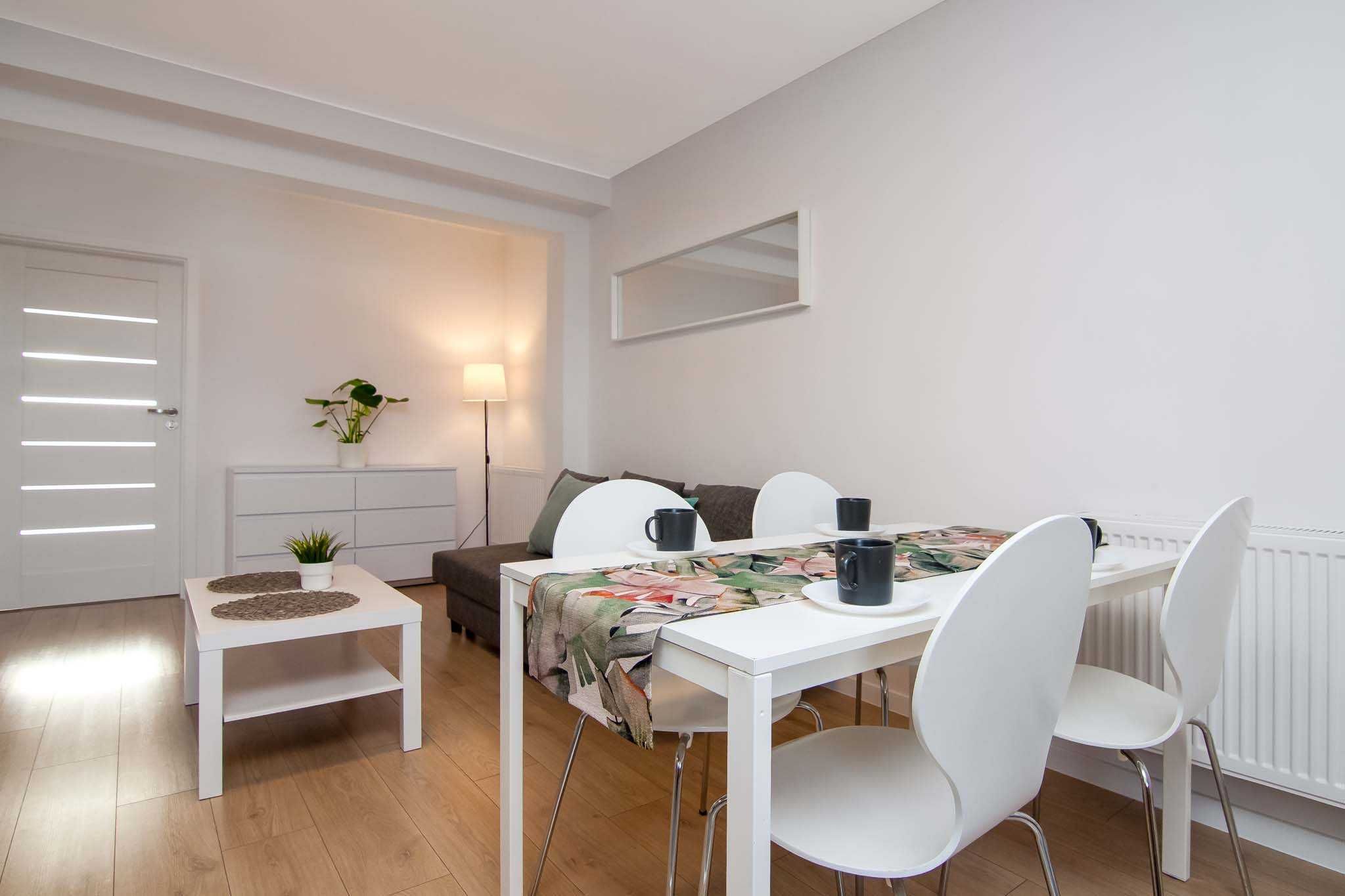 Apartament Zachodnia.  Dwie  sypialnie. 70m