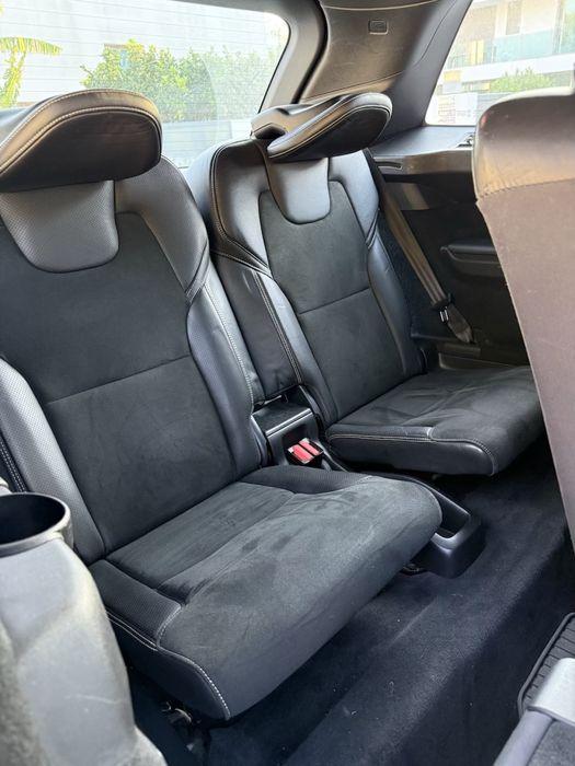 Volvo XC 90 D4 "R-Design" - Suspensão a ar/Full Extras