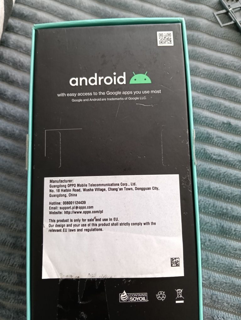 Pudełko z Oppo Reno 5 lite
