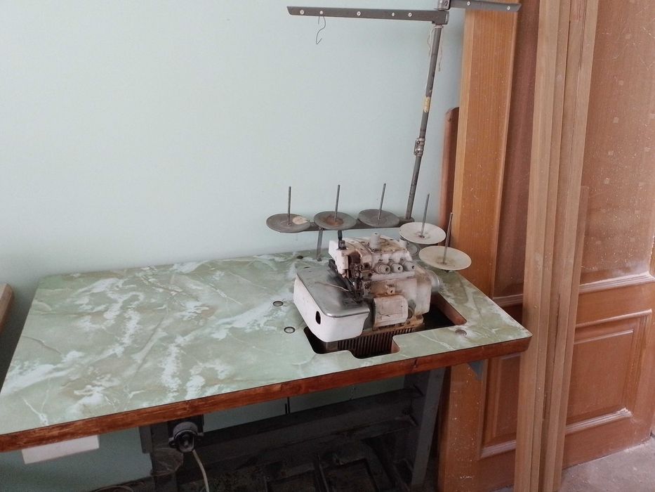 Оверлок промисловий 5 -ти нитка