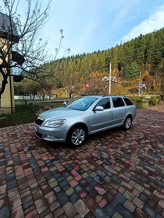 Продам skoda octavia 2012 року автомат 2 л дизель 4×4