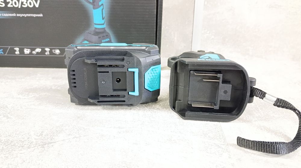 Секатор акумуляторний садовий RIKER RPS 20/30V MX серії з 1 АКБ і 1зп.