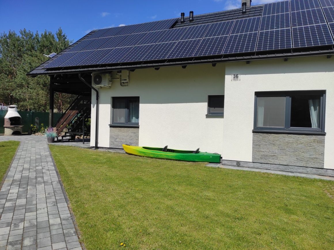 Kwatery nad jeziorem, dom nad jeziorem Borówno. Sauna jacuzzi - free