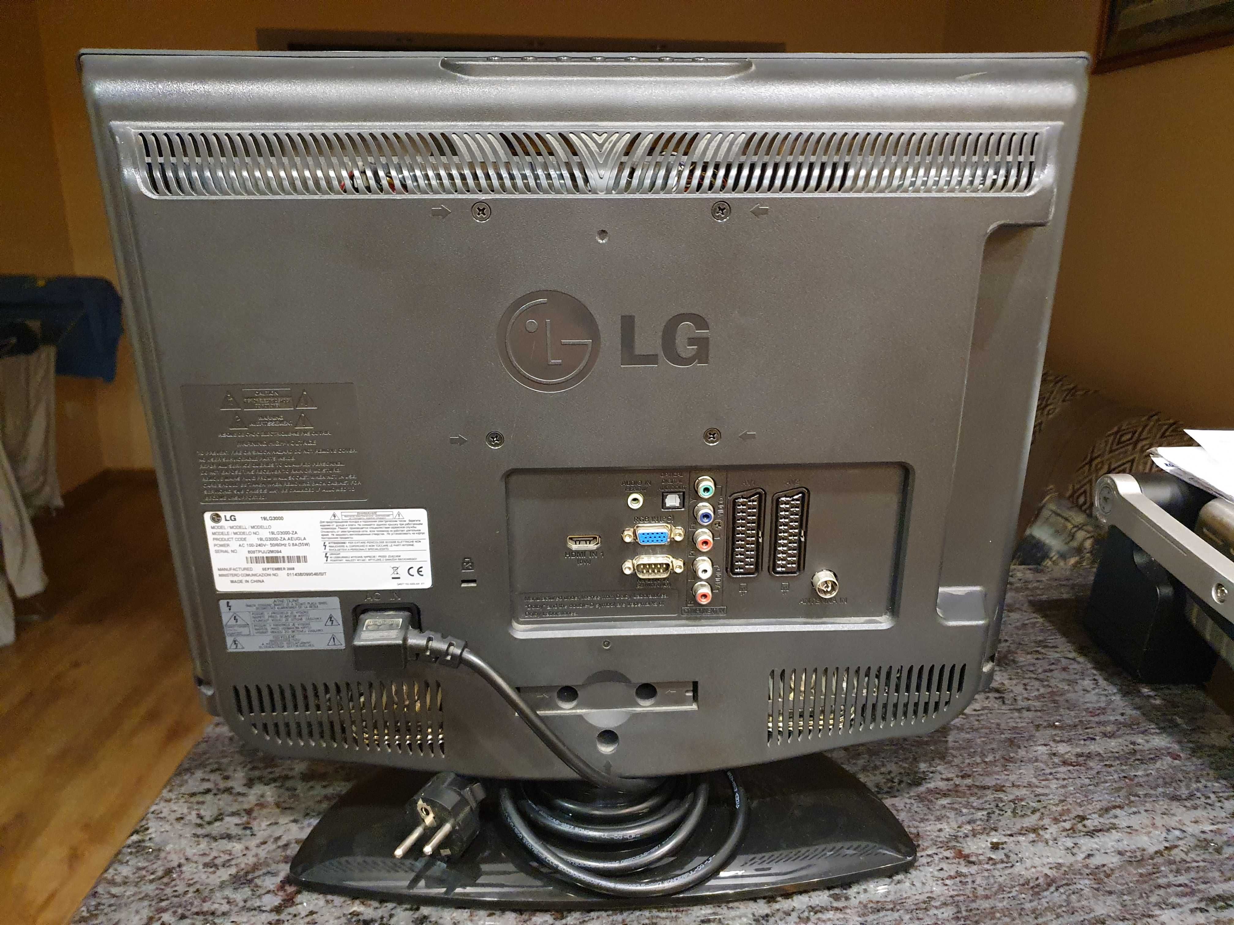 Продається  телевізор LG 19LG3000