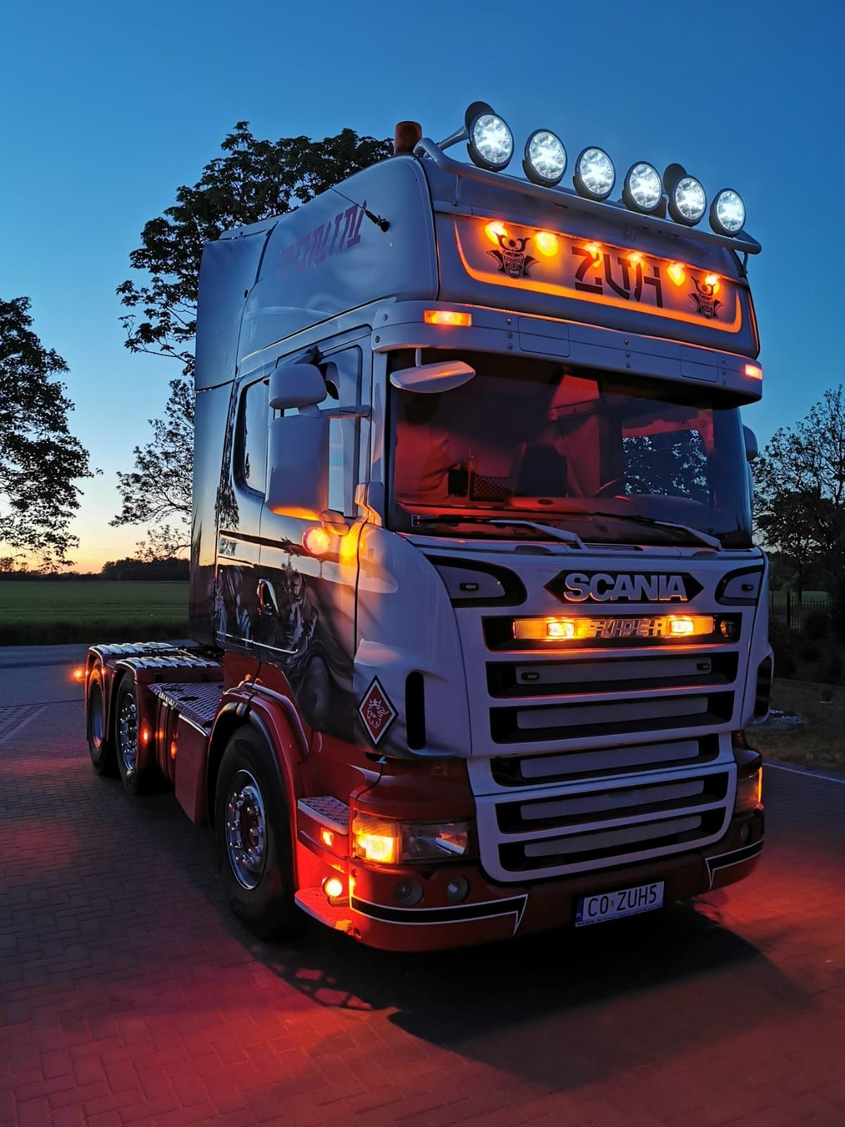 Scania v8 R 560 3 ośka bez nakładów