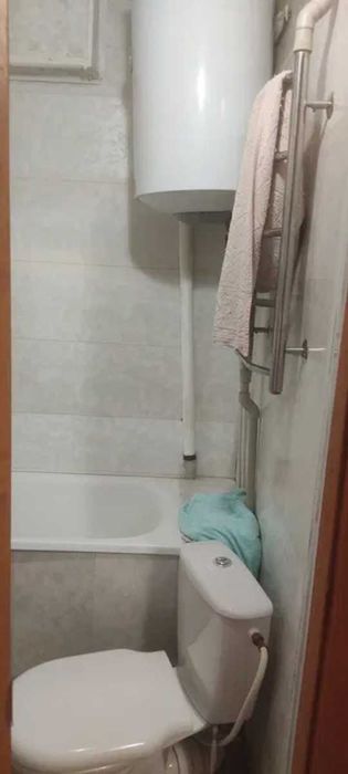 Сдается 2-комнатная квартира в р-не 8-й школы