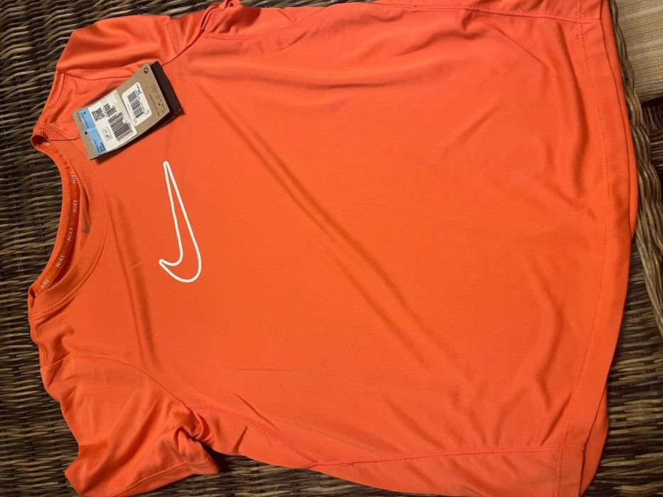 T-shirt running Nike vário tamanho