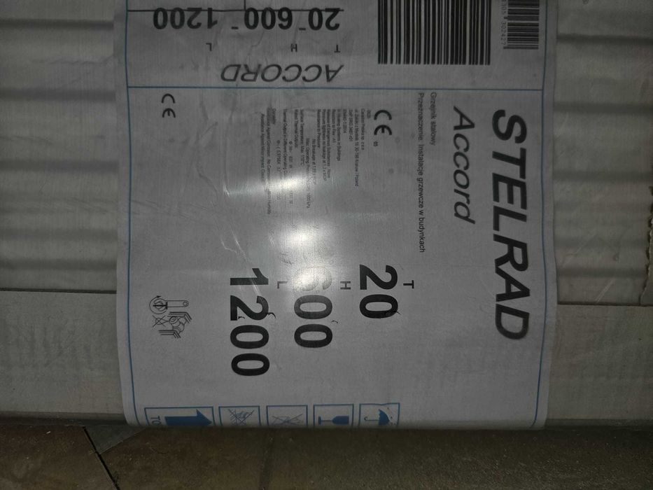 Grzejniki higieniczne STELRAD Accord T20 H600 L1200 2 sztuki