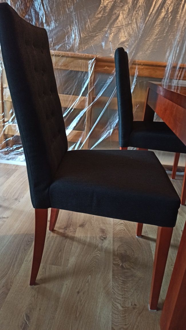 Stół drewniany + 4 krzesła