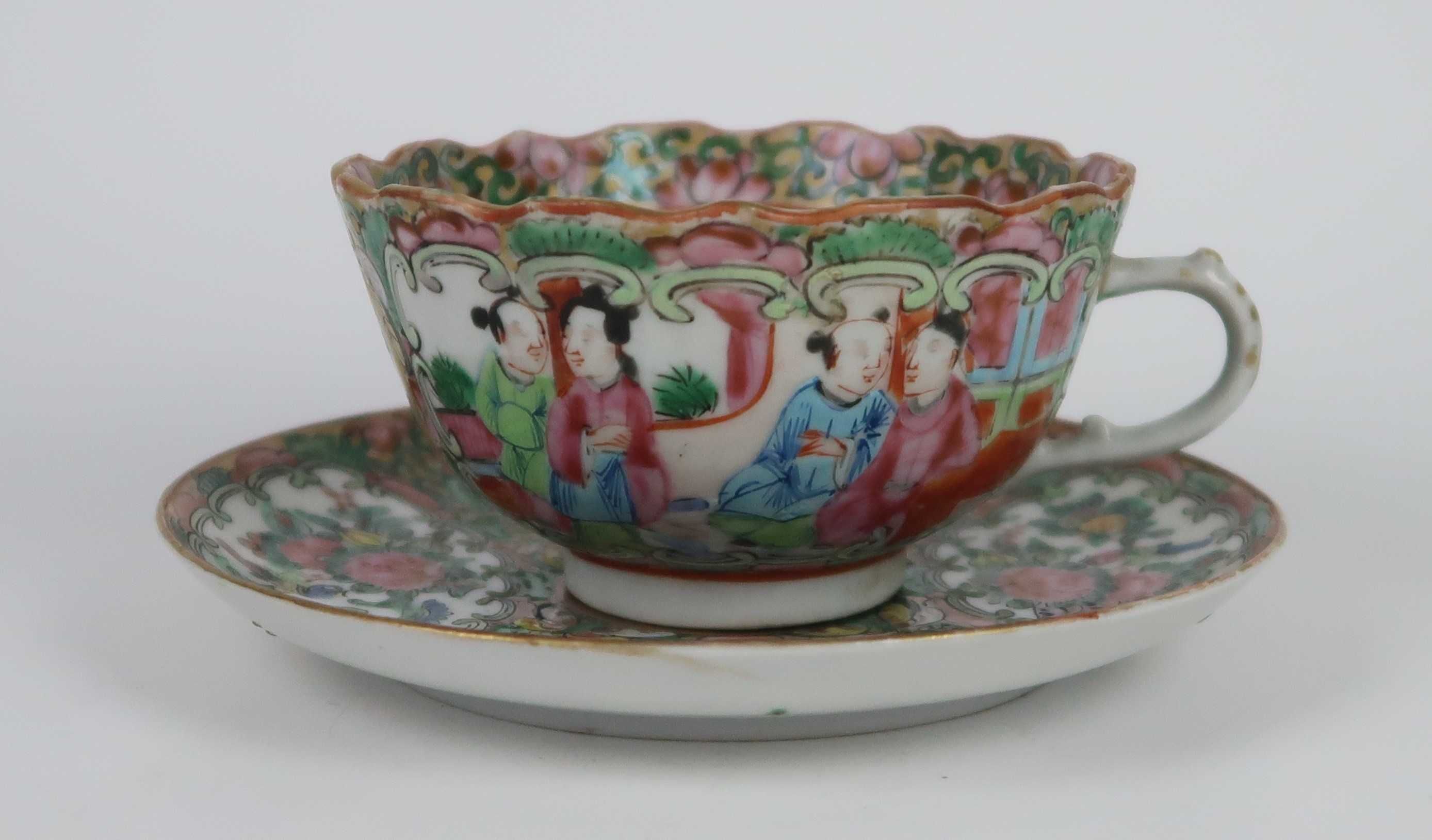 Chávenas com pires - Porcelana da China Séc. XIX