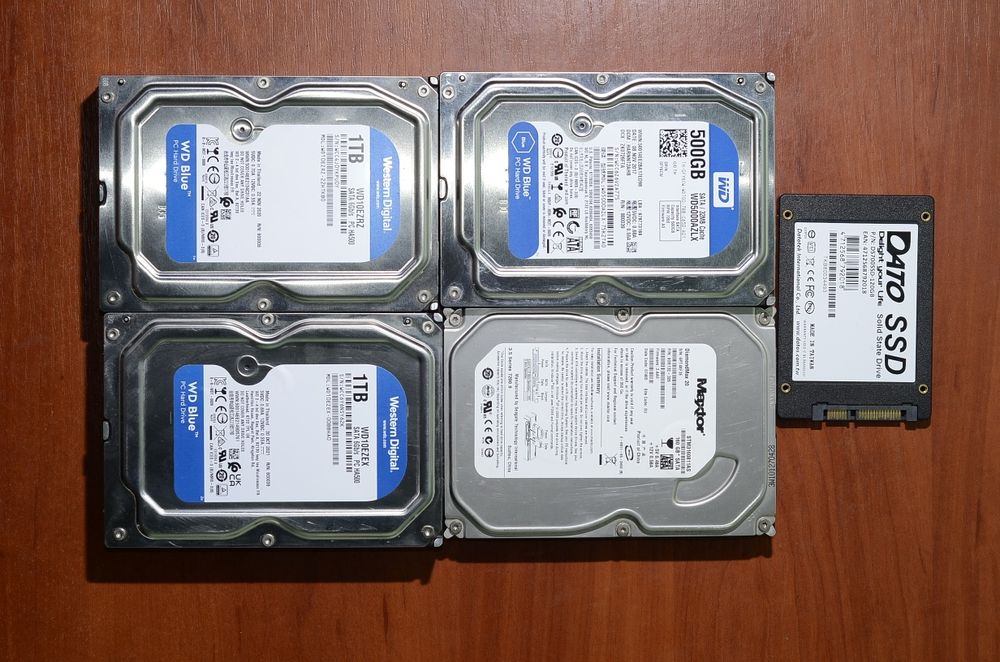 Накопичувачі HDD SSD 1tb/500/320/128gb