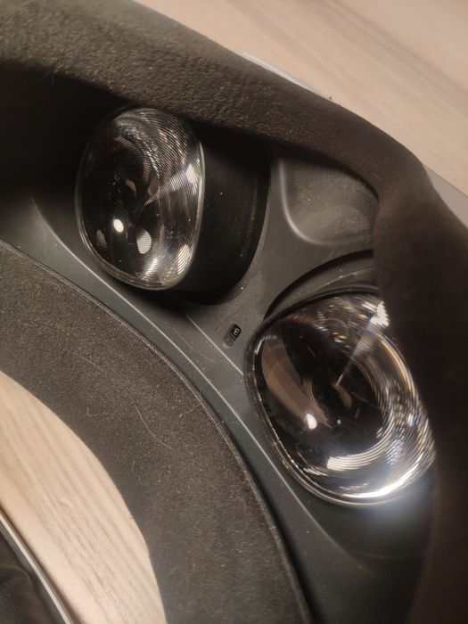 Gogle Oculus Quest 2 128 GB + dodatkowe wyposażenie