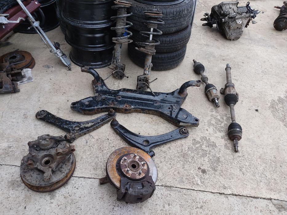 Передня підвіска Dodge caliber