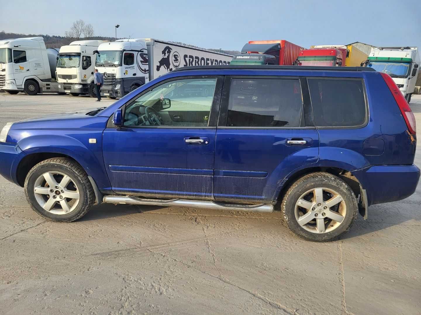 Nissan X trail T30