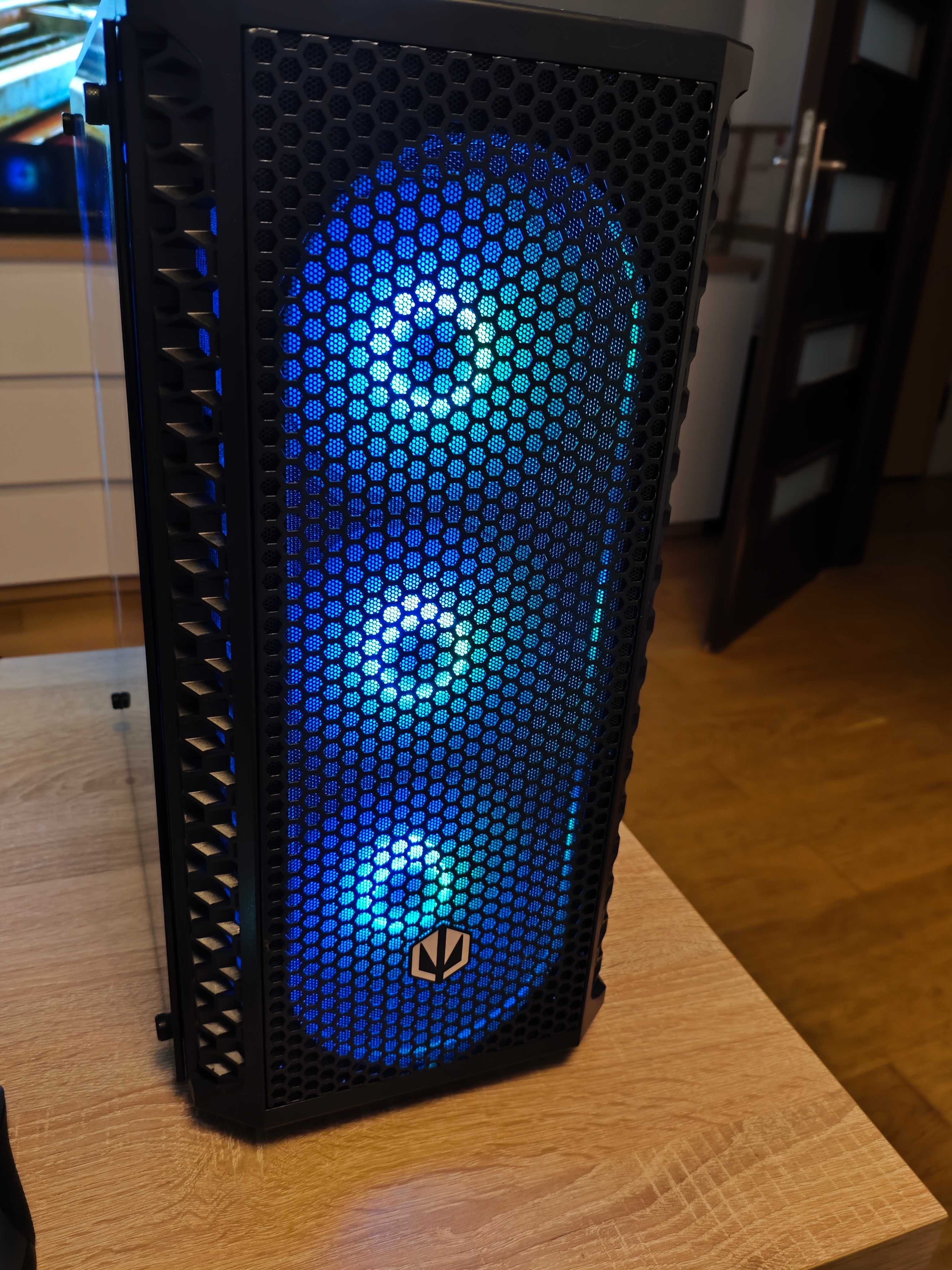 13600K 32GB DDR5 RTX 4070 2.5 TB M.2 + HD 850 Watt Gold Win 11 WiFi 6E