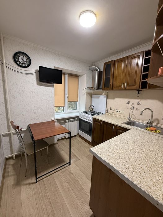 Подобова оренда однокімнатної квартири центр Вишгород