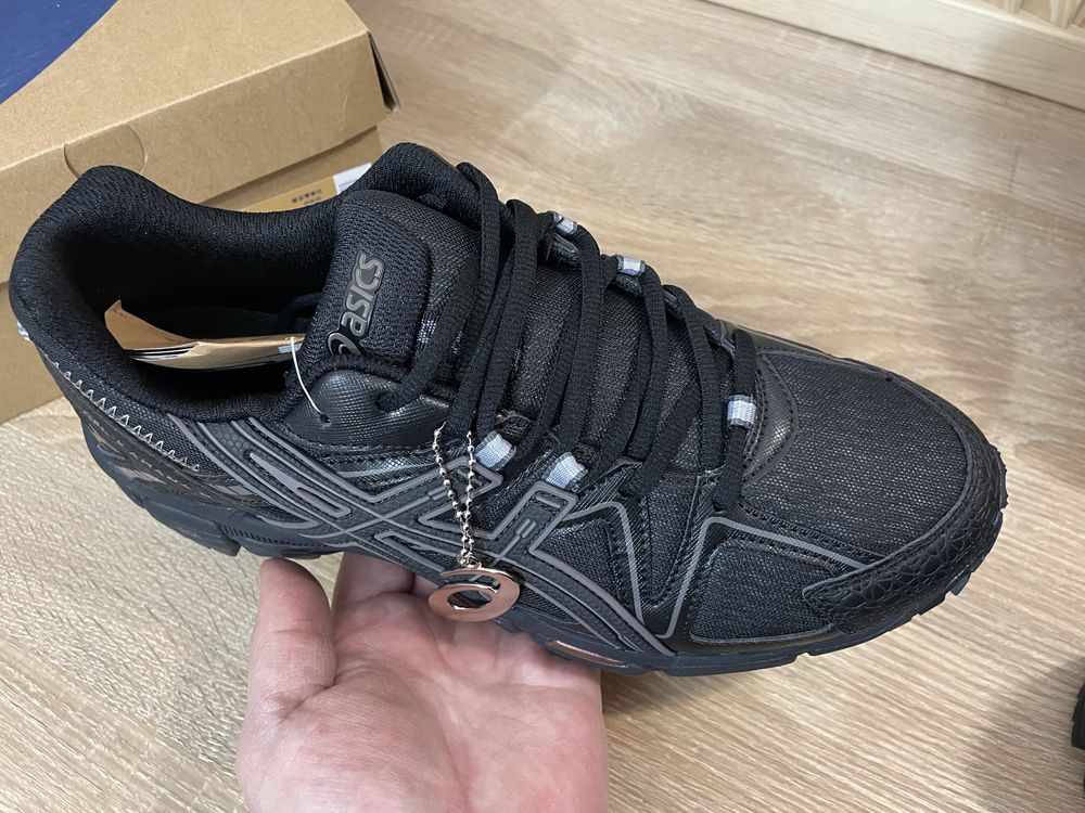 Asics Gel Kahana 8 black чорні, чёрные.