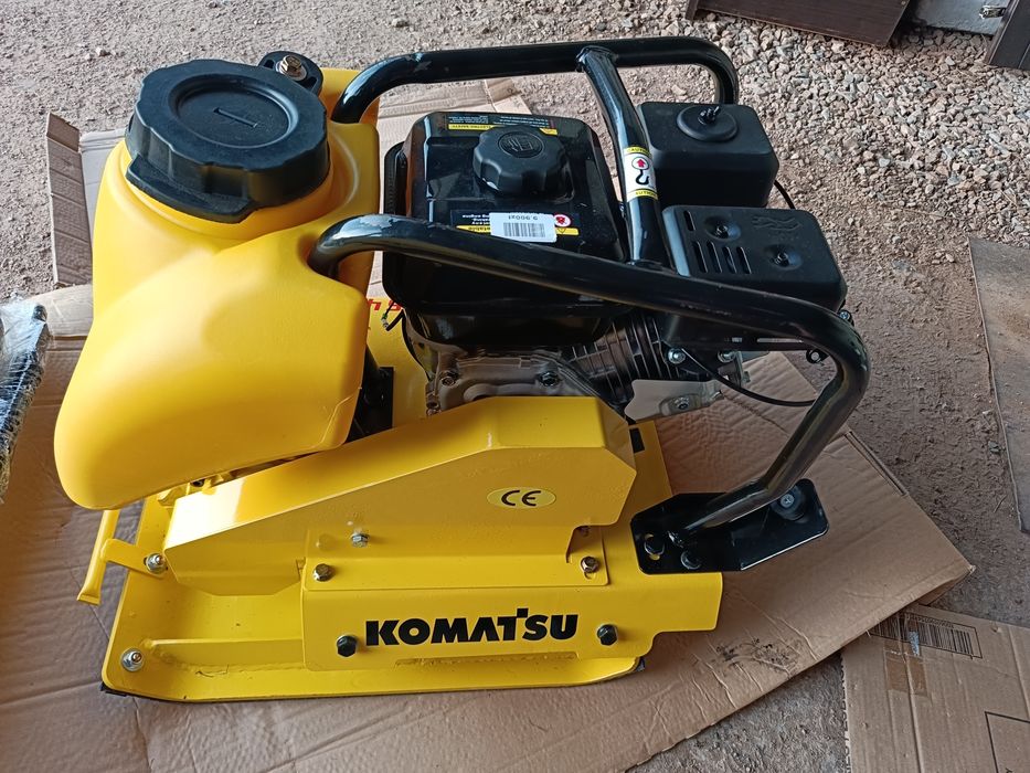 Fabrycznie nowa zagęszczarka Komatsu CTS 474