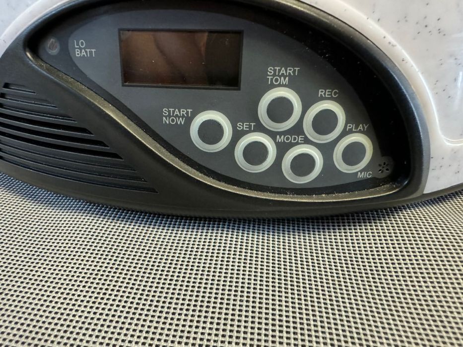 Автоматична годівниця для тварин