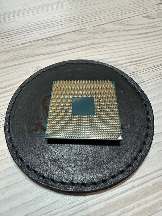 Комплект Ryzen 5800x + MSI B550 + 32GB DDR4