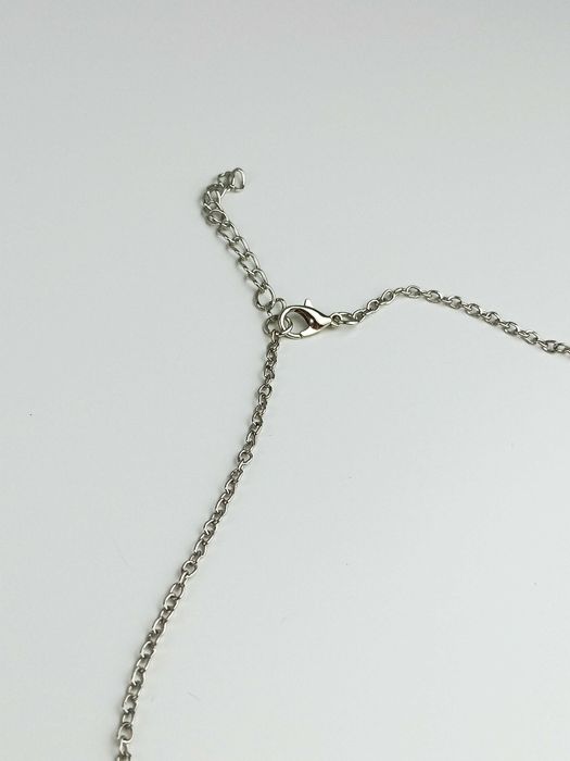 Nowy srebrny naszyjnik z otwieraną zawieszką motyla z sercem w środku