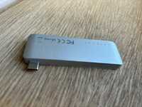 Hub Satechi USB e cartoes SD