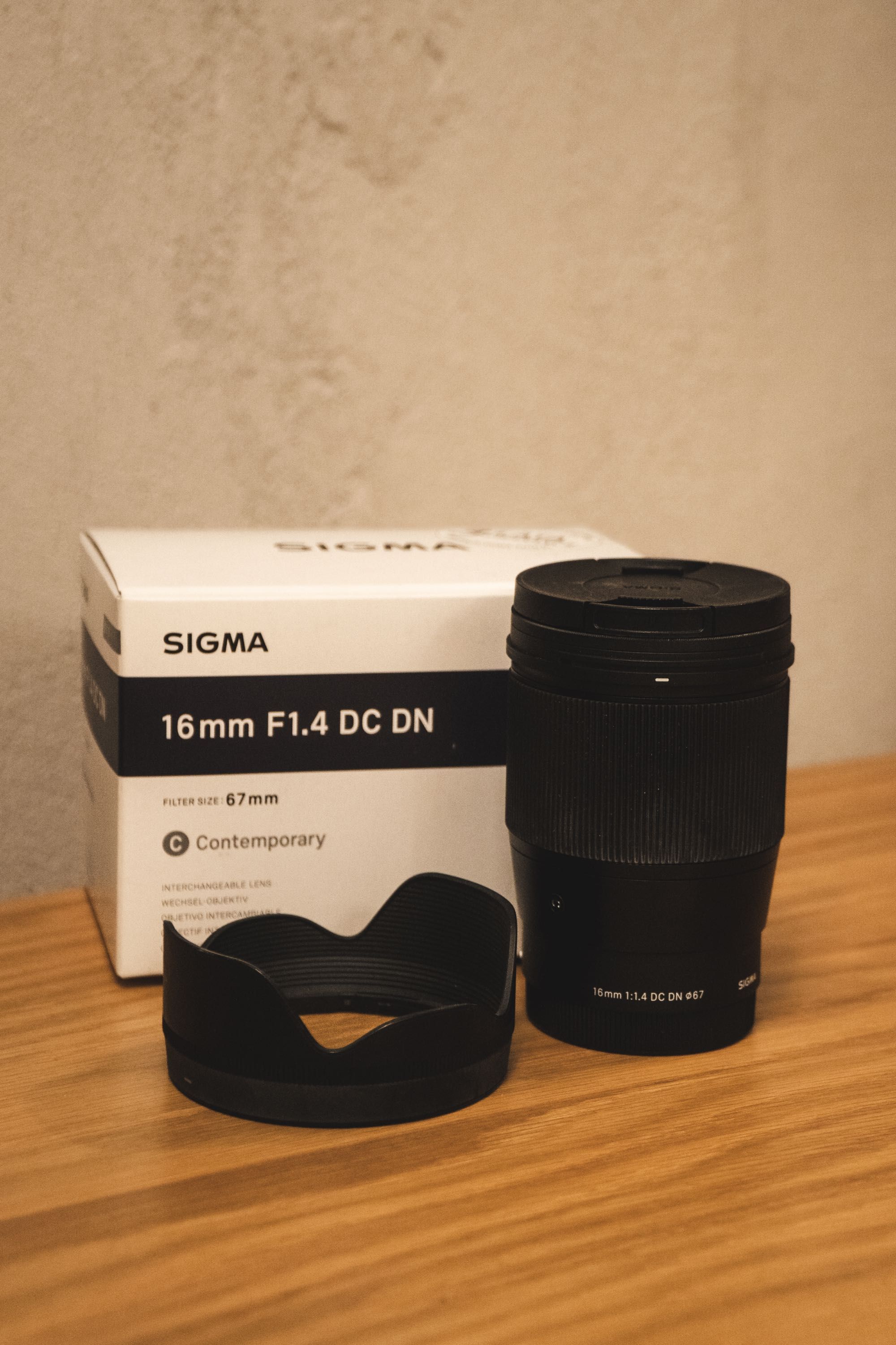 Obiektyw Sigma 16 mm F1.4 DC DN Sony E