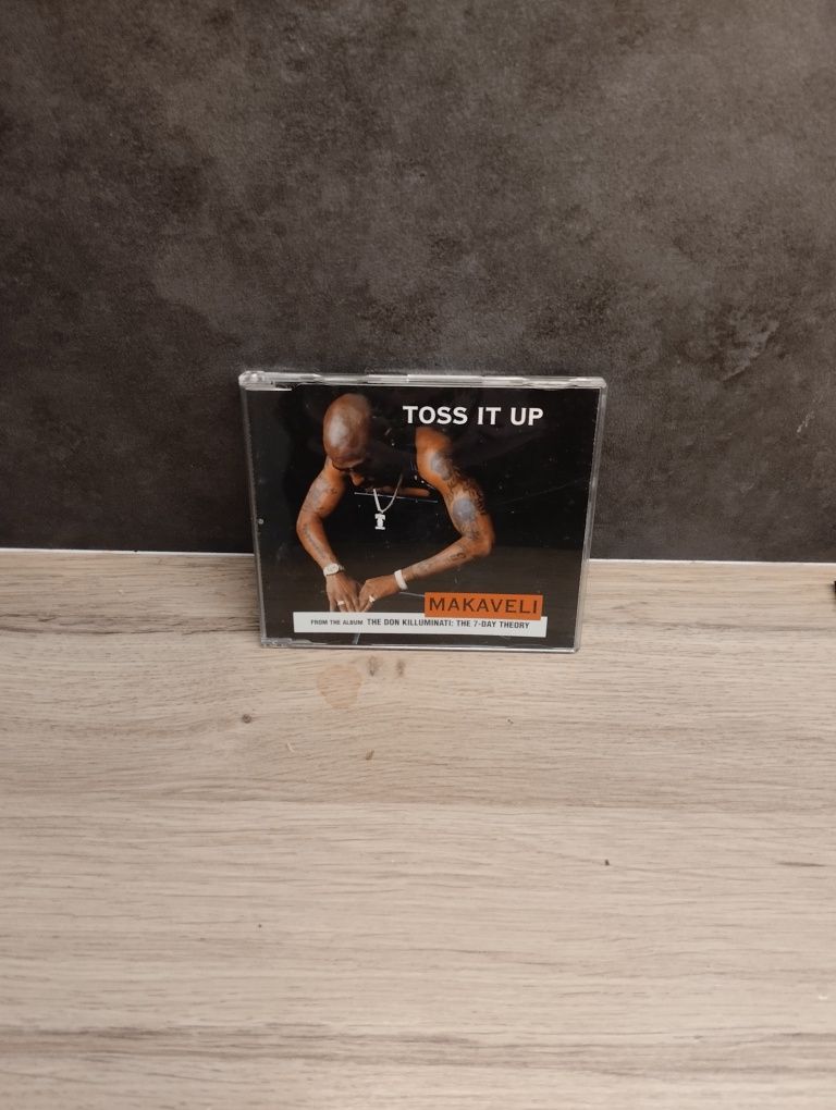 Makaveli, 2pac, Tupac shakur, toss IT up, 1996 rok