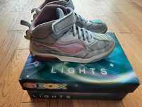 buty  firmy GEOX LIGHTS J INEK J26ASA C1294 w stanie bardzo do