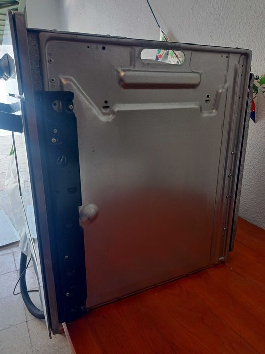 Forno eléctrico de encastrar Zanussi