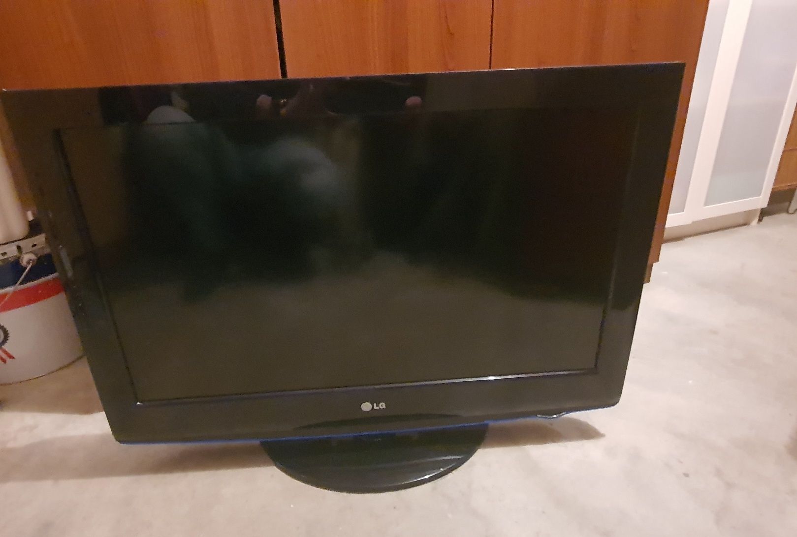 TV LG 32' full HD 2x hdmi