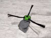 Moduł szczotki bocznej Irobot Roomba i5 ze szczotką (tylko 7godzin))
