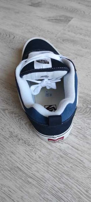 marineblauwe vans knu skool 38
