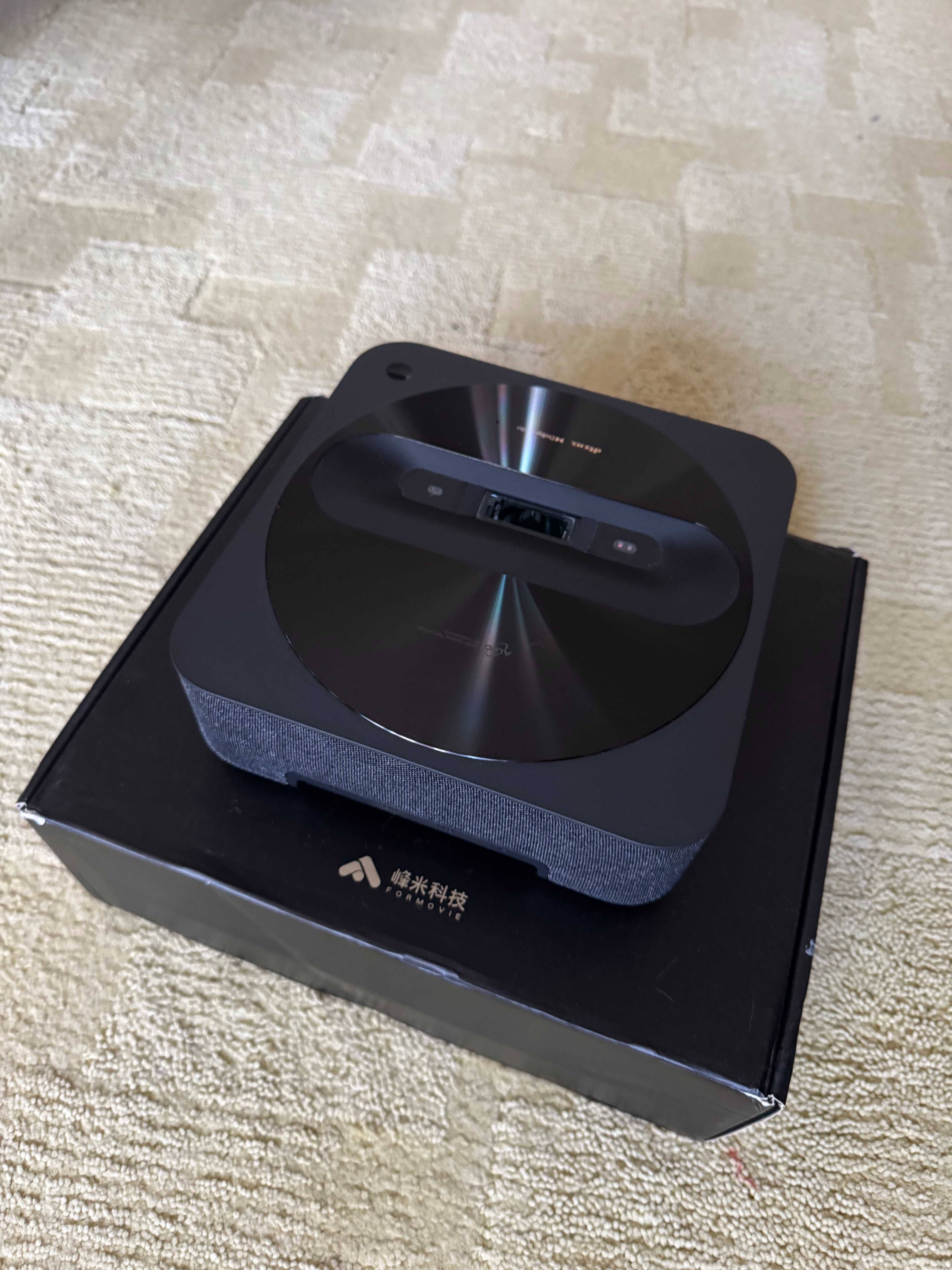 Проєктор Xiaomi Fengmi R1 Nano