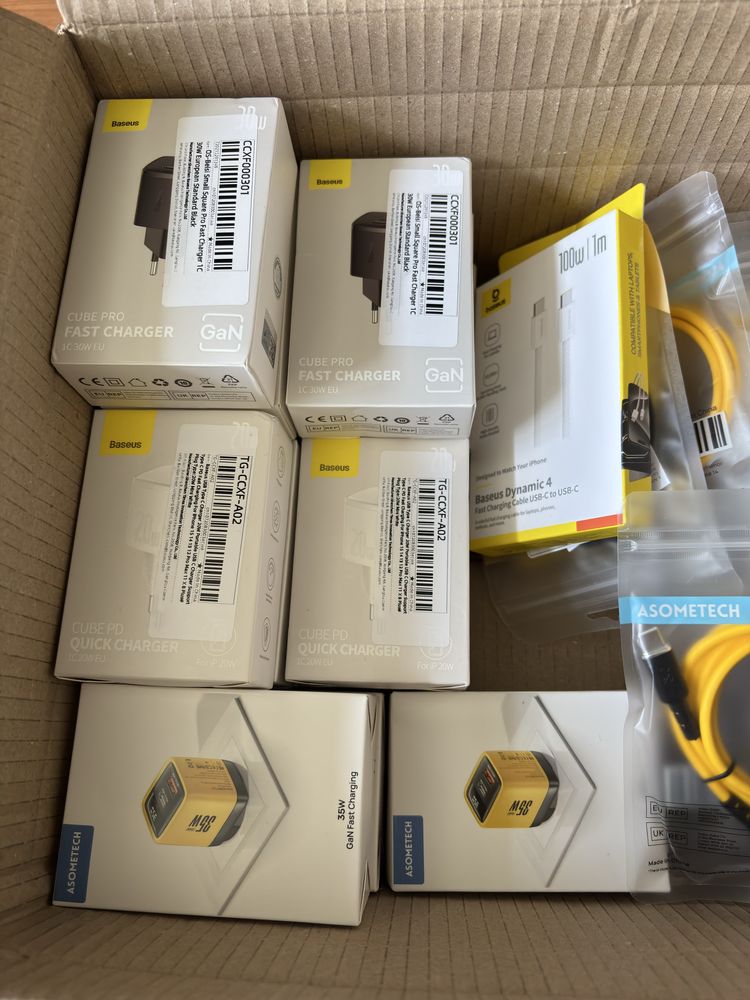 Швидка зарядка Essager 20w, 2 роз'єми Type-C + USB-A