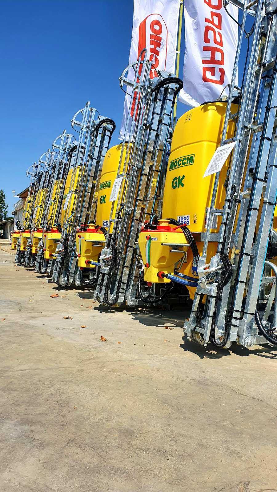 Обприскувач навісний Італія Moccia 1000л + Arag Bravo 400S, оприскувач