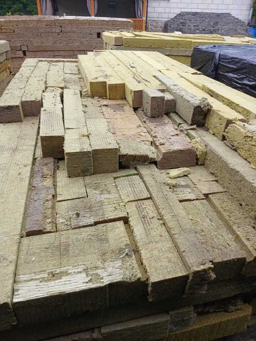 Wełna mineralna izolacja cieplna akustyczna docieplenie poddasza dachu