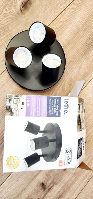 Lampa sufitowa z żarówkami led lethe