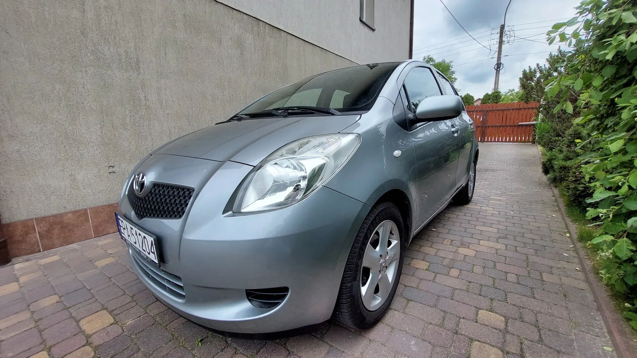 Toyota Yaris 1.3i 87KM Automat SOL Klima Z_Niemiec_Zarejestrowany_W_Polsce