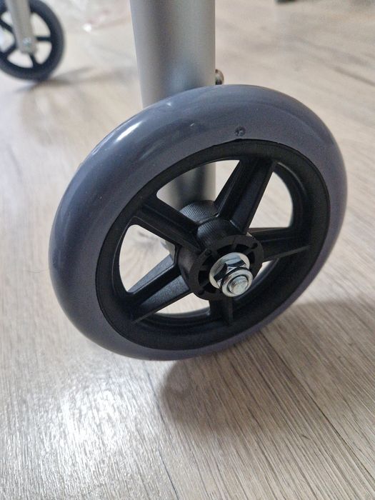 Toaleta dla niepełnosprawnych 3w1