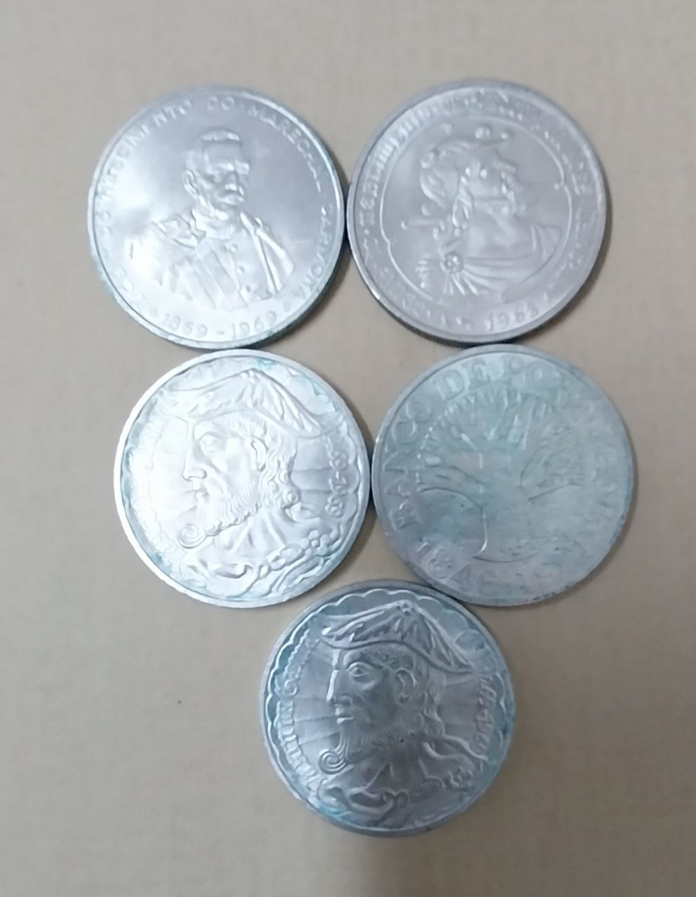 Lote de 5 moedas comemorativas de 50 escudos prata