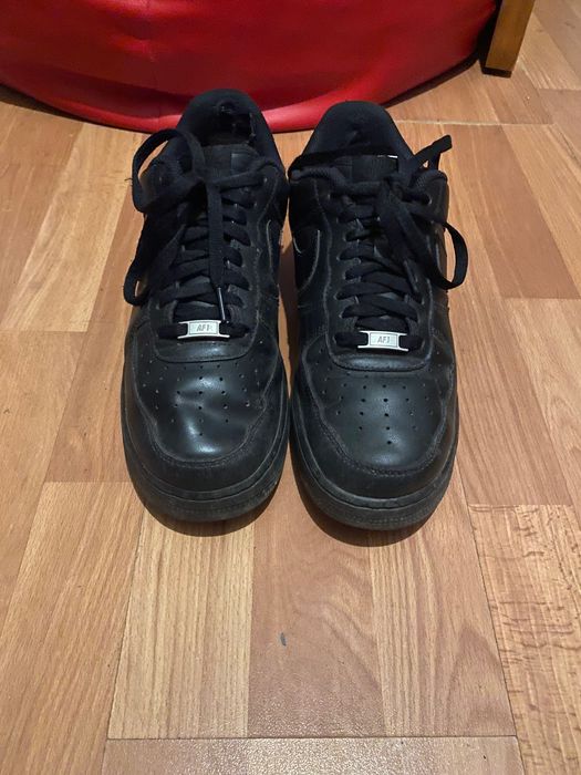 Nike air force pretas