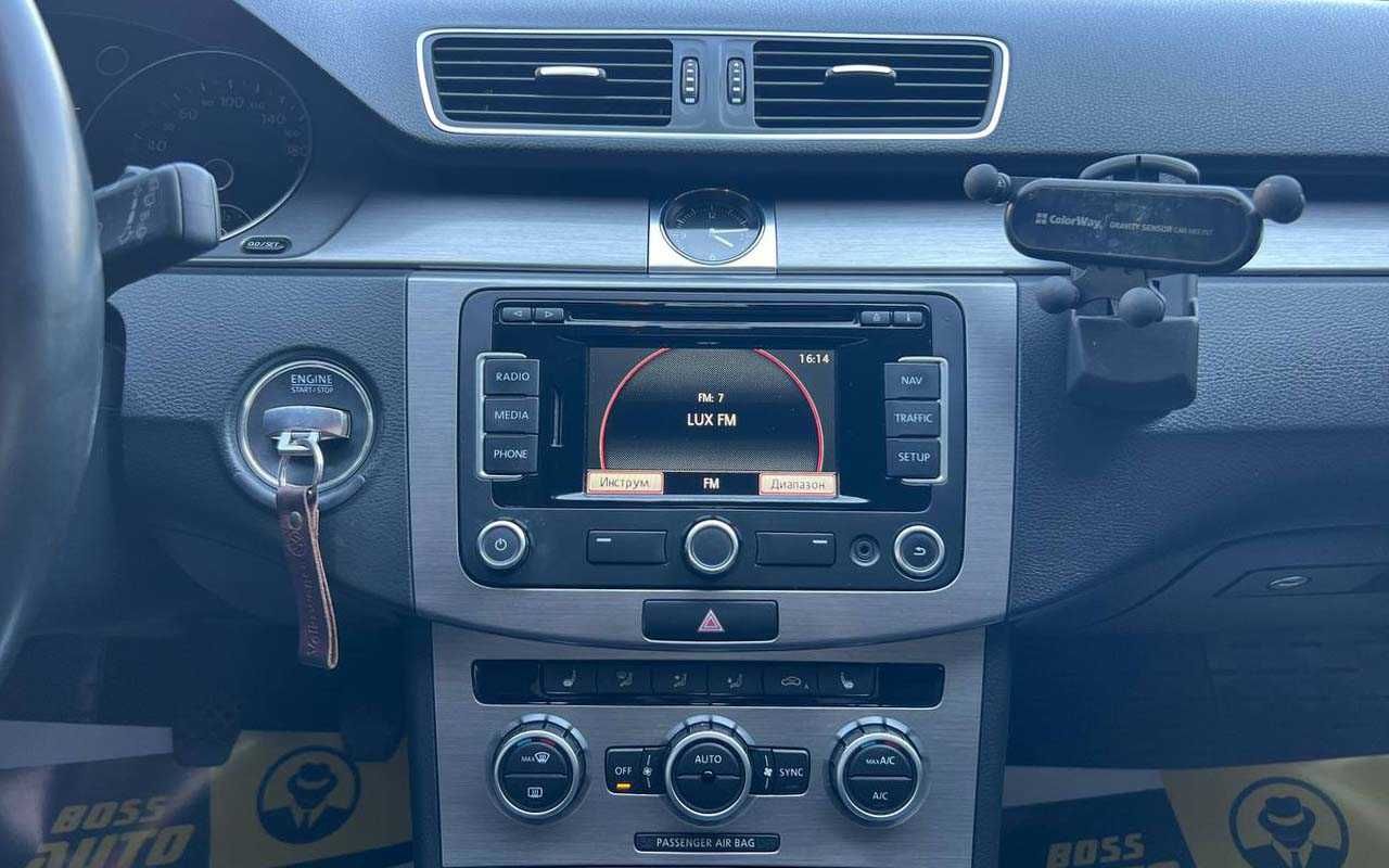 Volkswagen Passat 2012